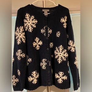 EUC vintage Eddie Bauer snowflake cardigan. SZ L